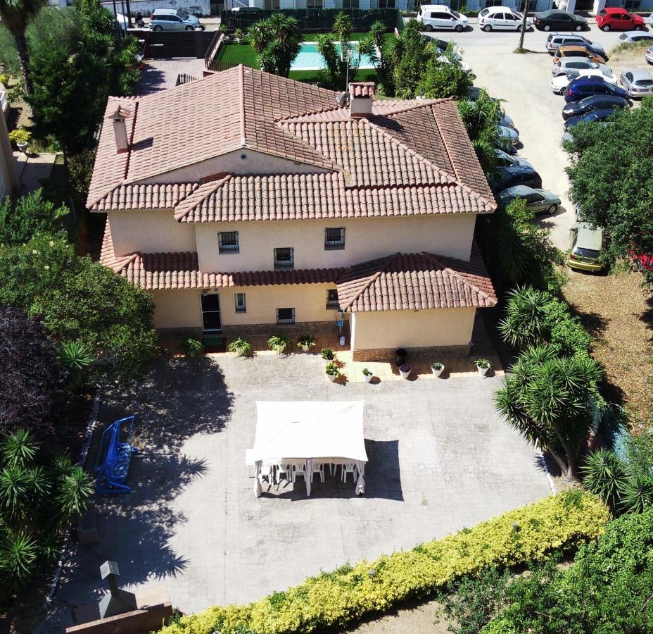 Villa Miraflores-center And